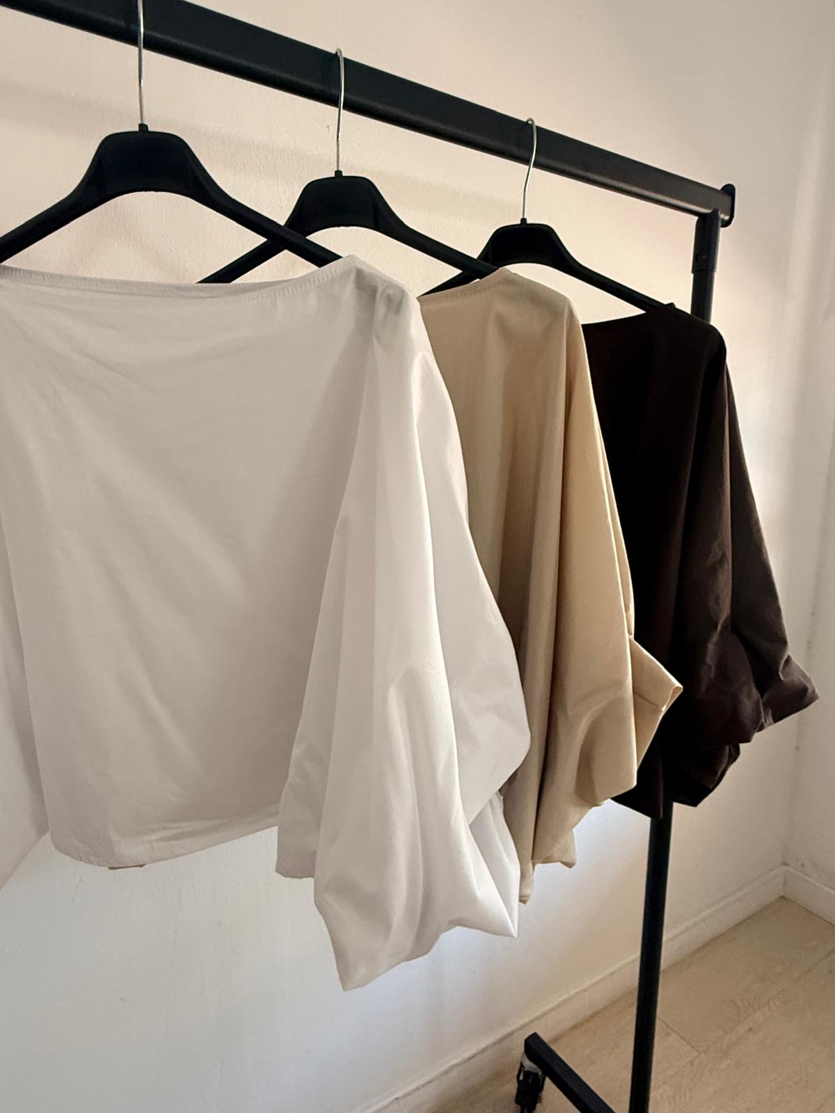 BLUSA CORTA BASIC