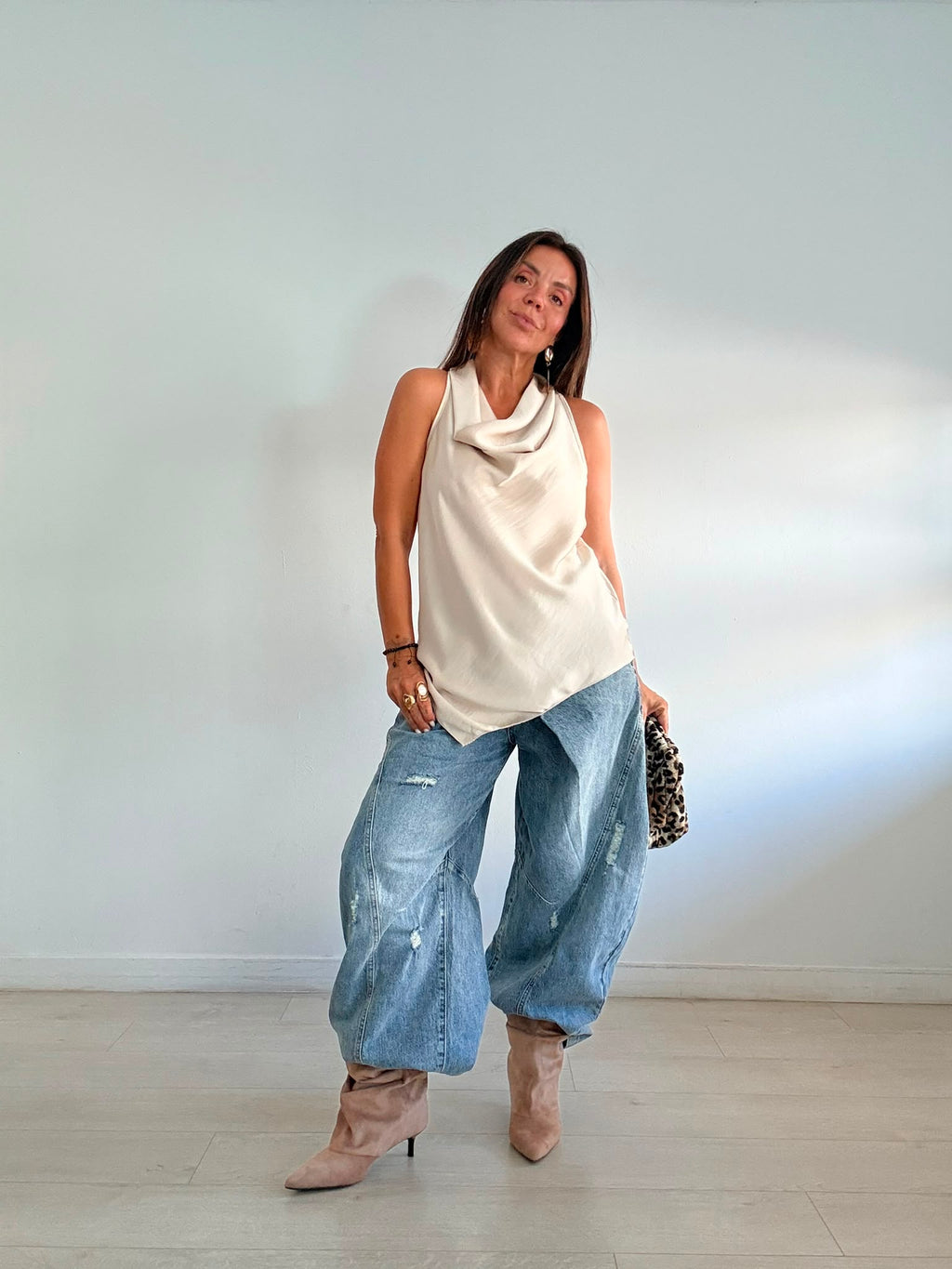 BLUSA SATEN PICO