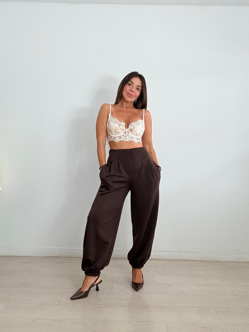 PANTALÓN PINZAS FLUIDO